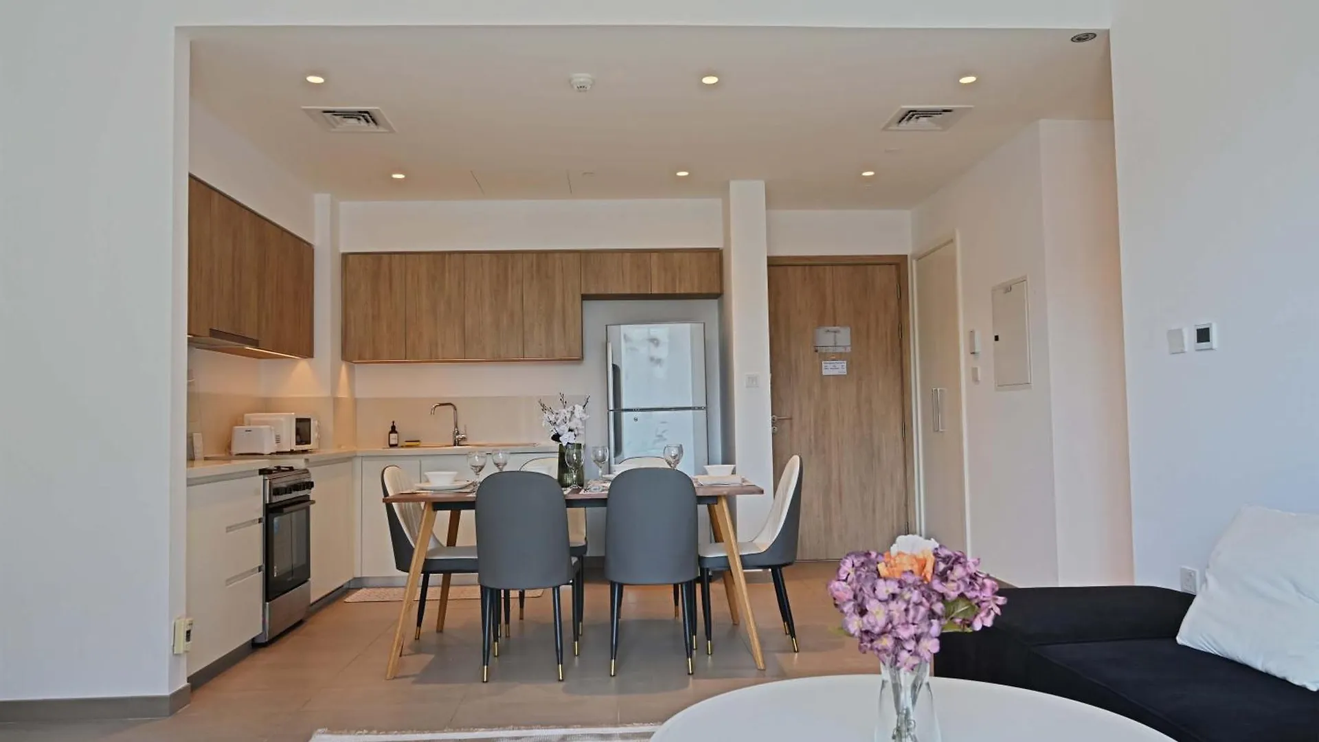 Air Homes - Stylish 2Br Near Dubai Hills Mall & Park