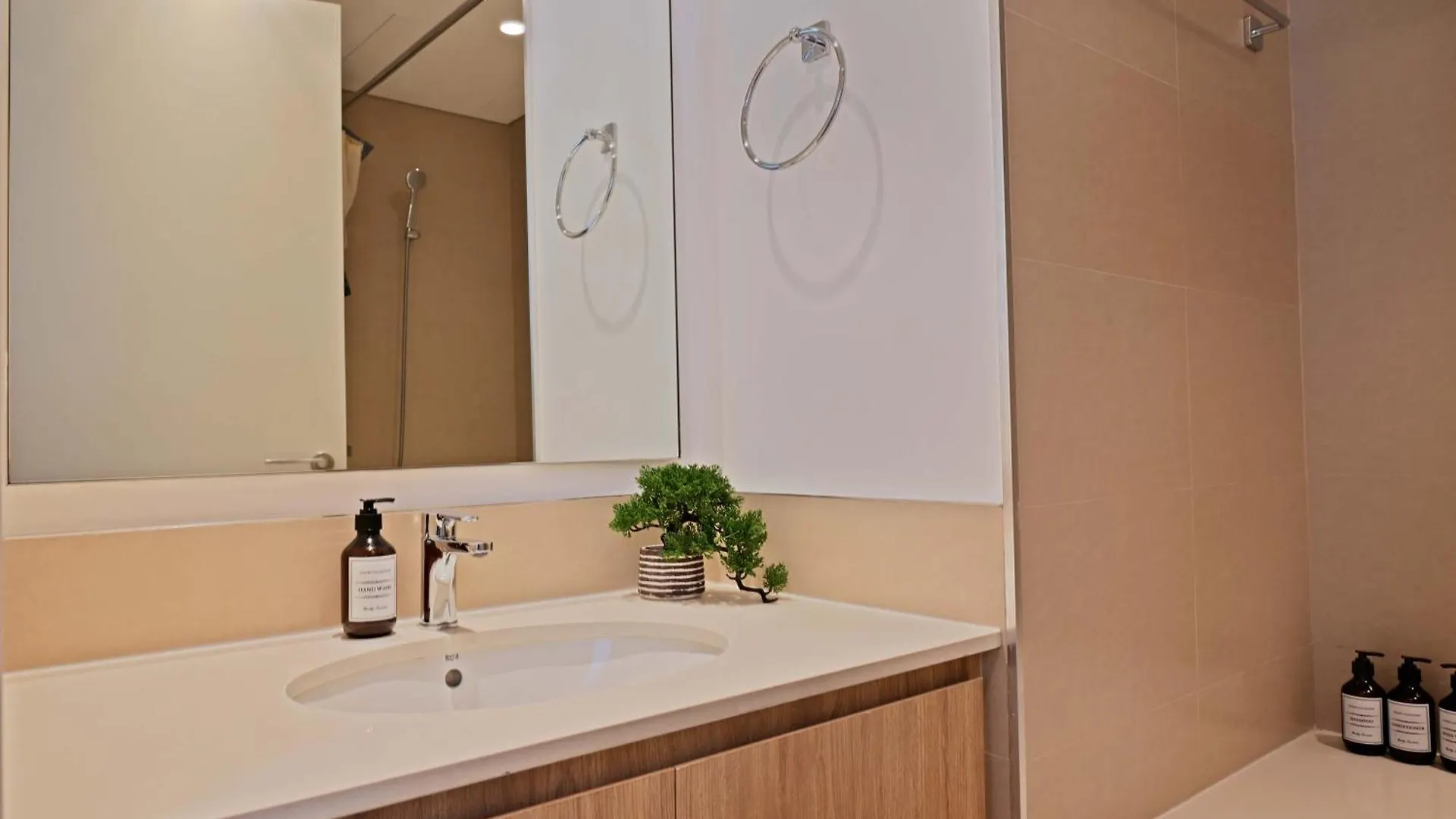 Air Homes - Stylish 2Br Near Dubai Hills Mall & Park